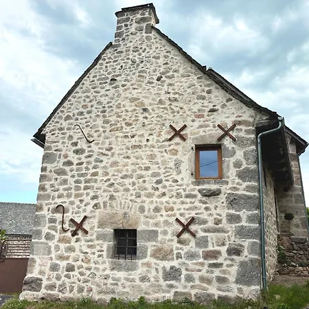 Le Chant Du Grillon Le Nayrac