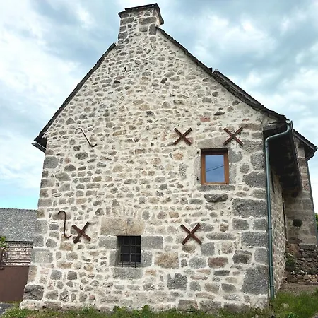 Le Chant Du Grillon Le Nayrac